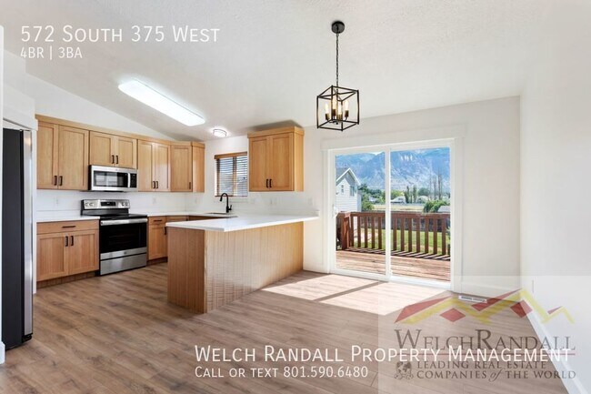 Building Photo - 572 S 375 W