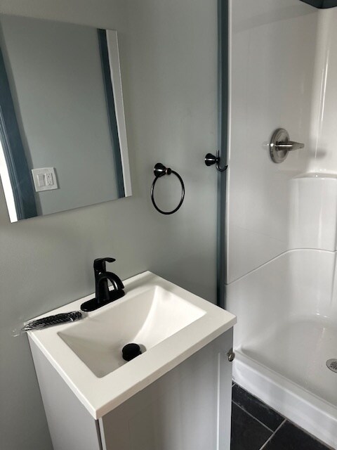 Building Photo - 530 Main St