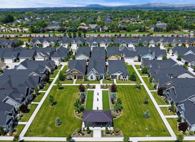 Building Photo - 6253 N Winward Ln