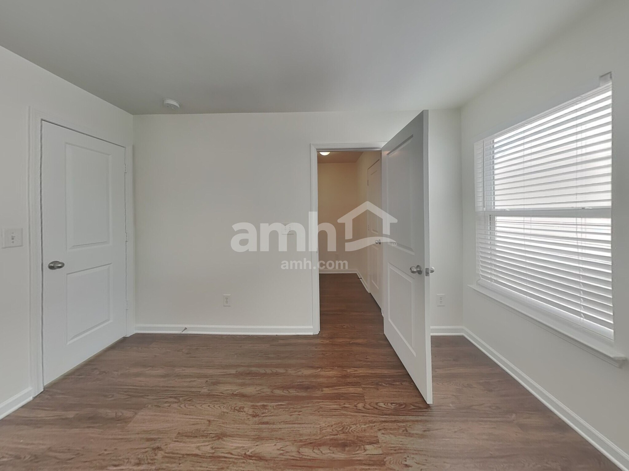 Building Photo - 6137 Kilchurn Dr