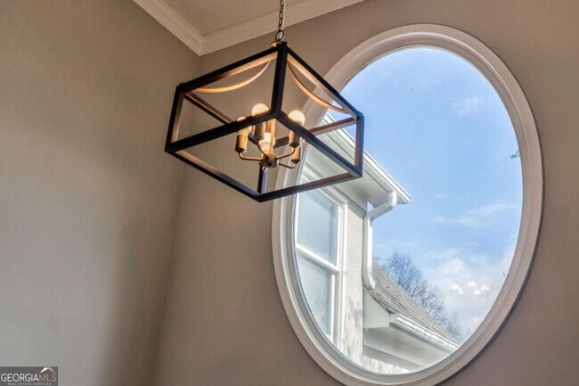 Building Photo - 2011 Town Lake Hills W