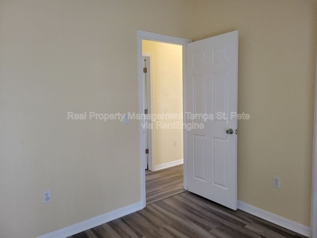 Building Photo - 7784 75th St N