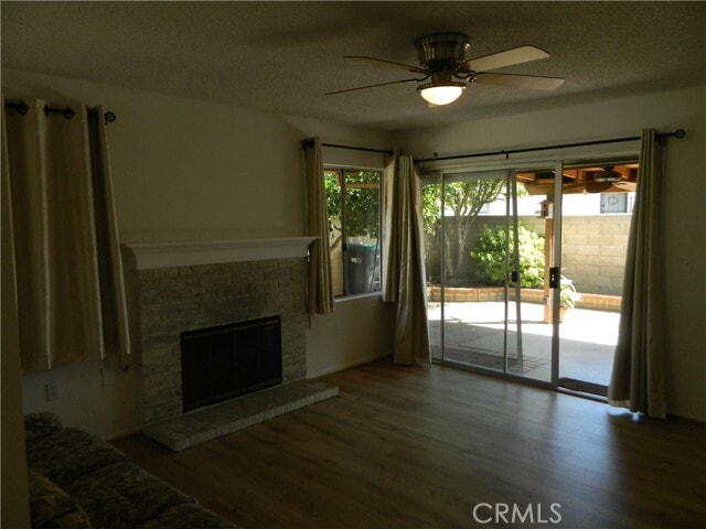 Building Photo - 26101 Bluebell St