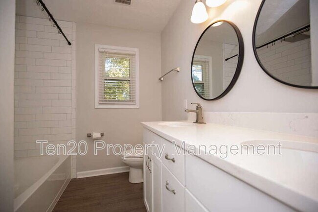 Building Photo - 8334 Canaan Dr