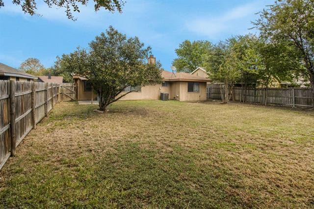 Building Photo - 400 Kalmia Dr