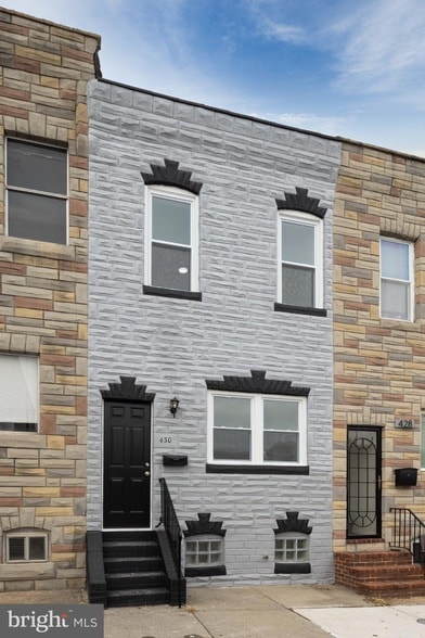 Building Photo - 430 Fawcett St