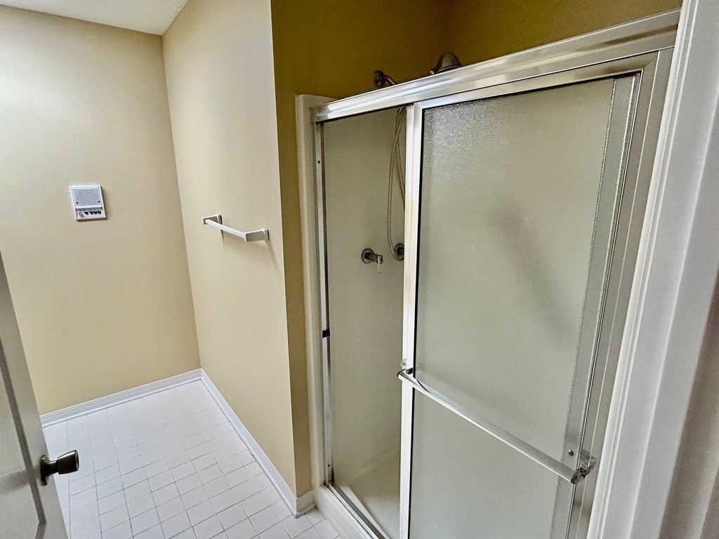 Building Photo - 640 Wedgewood Dr