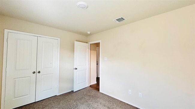 Building Photo - 180 Onna St