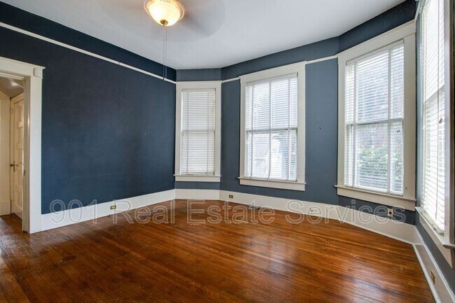 Building Photo - 225 N McNeil St