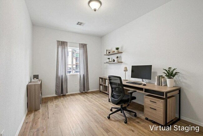 Building Photo - BEAUTIFUL PROPERTY IN PROVIDENCE WITH DOWNSTAIRS BEDROOM!