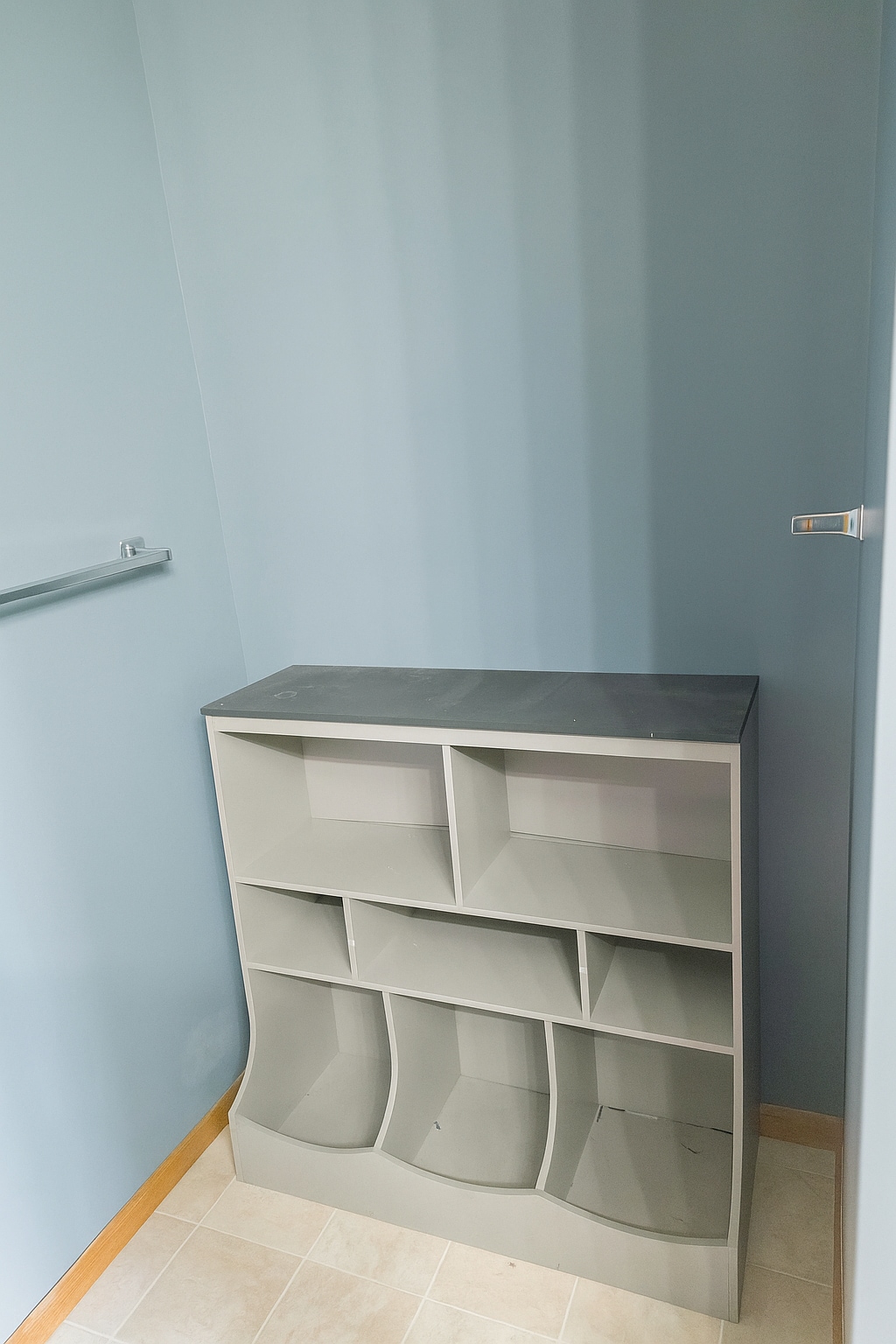 Main bathroom alcove space - 13040 Europa Trail Way N