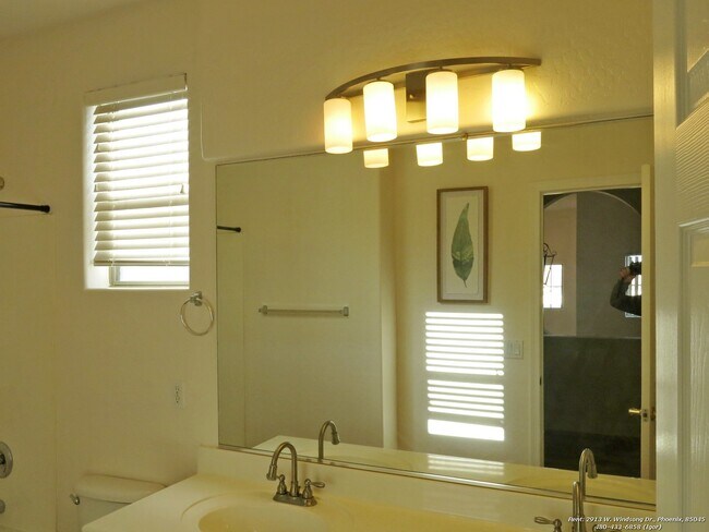 Building Photo - 2913 W Windsong Dr