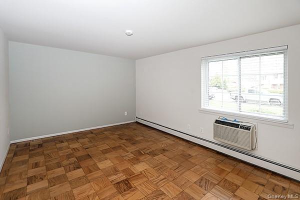 Building Photo - 178 Jervis Ave