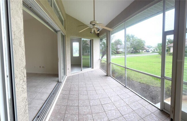 Building Photo - 664 Silk Oak Dr