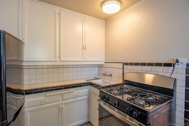 Building Photo - 4522 52nd St