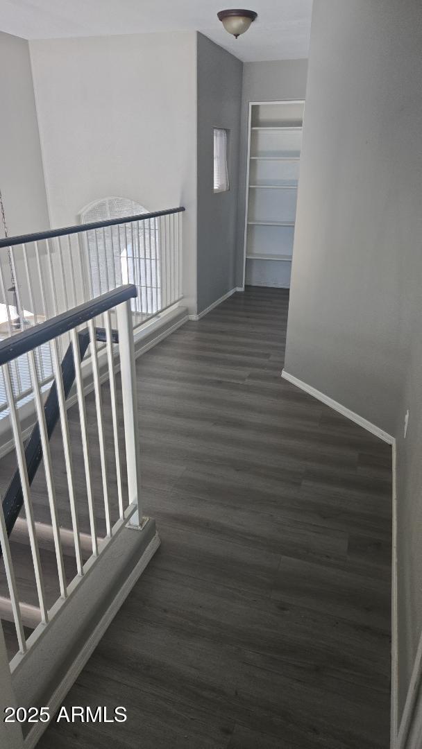 Building Photo - 854 S Comanche Ct