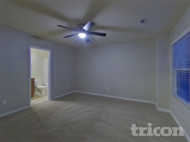 Building Photo - 2058 Aragon Lane