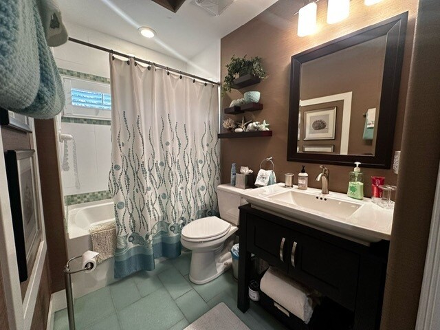 Building Photo - 9170 Southmont Cove