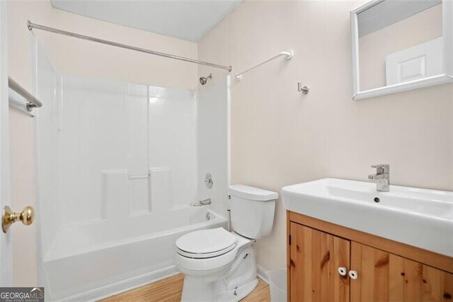 Building Photo - 349 Old Acworth Rd