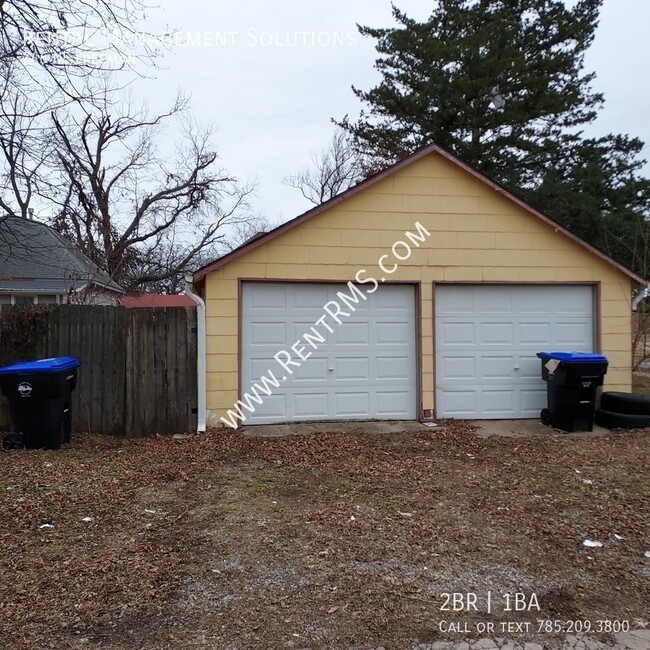 Building Photo - *OAKLAND NEIGHBORHOOD* 746 NE Freeman- 2 B...