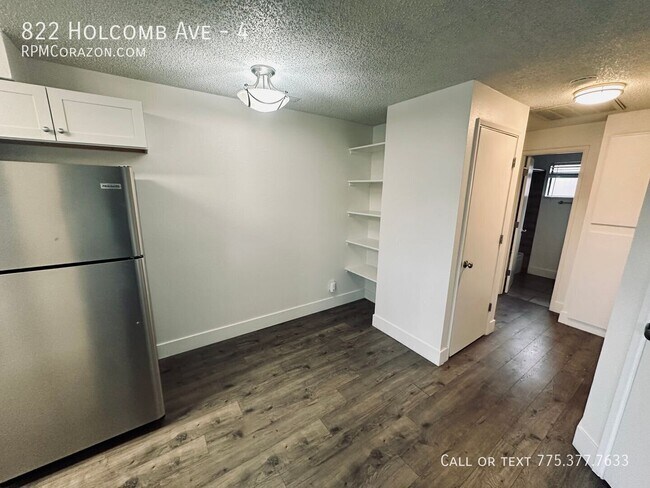 Building Photo - 822 Holcomb Ave