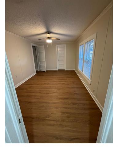 Building Photo - 805 W Spring St