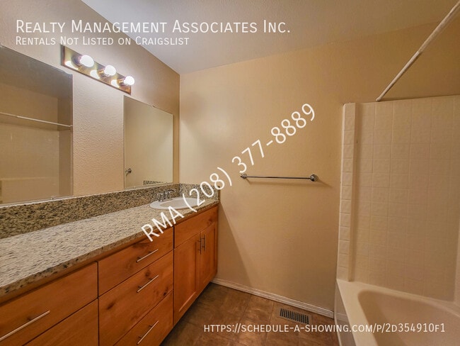 Building Photo - 6843 W Preece Ln