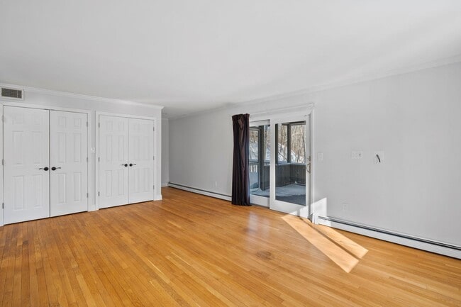 Building Photo - 4-bedroom 2.5-bath home in Cortlandt Manor