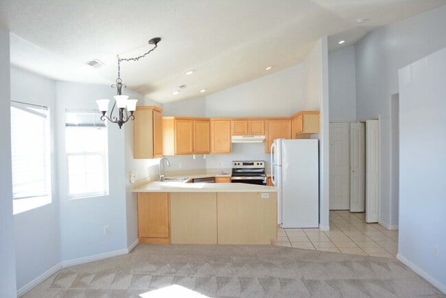 Building Photo - 1411 S 1020 W