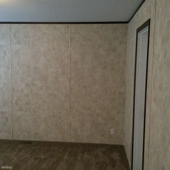 Building Photo - 3 br, 2 bath Mobile Home - Dry Creek Lot #019