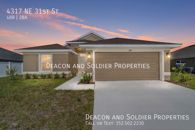 Building Photo - 4317 NE 31st St