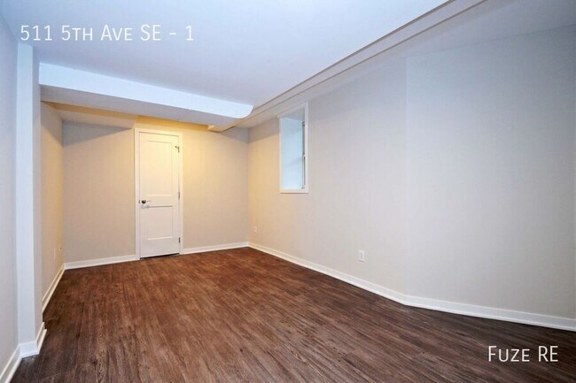 Building Photo - 511 5th Ave SE