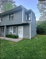 Building Photo - 27 E Raccoon Rdg