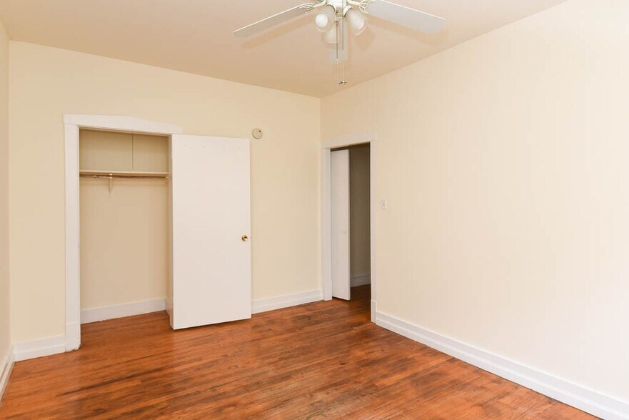 Building Photo - 1532 N Kedzie Ave