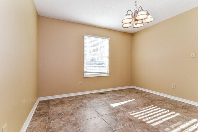 Building Photo - 7551 Rogers Dr