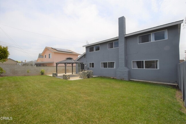 Building Photo - 2675 Munson St