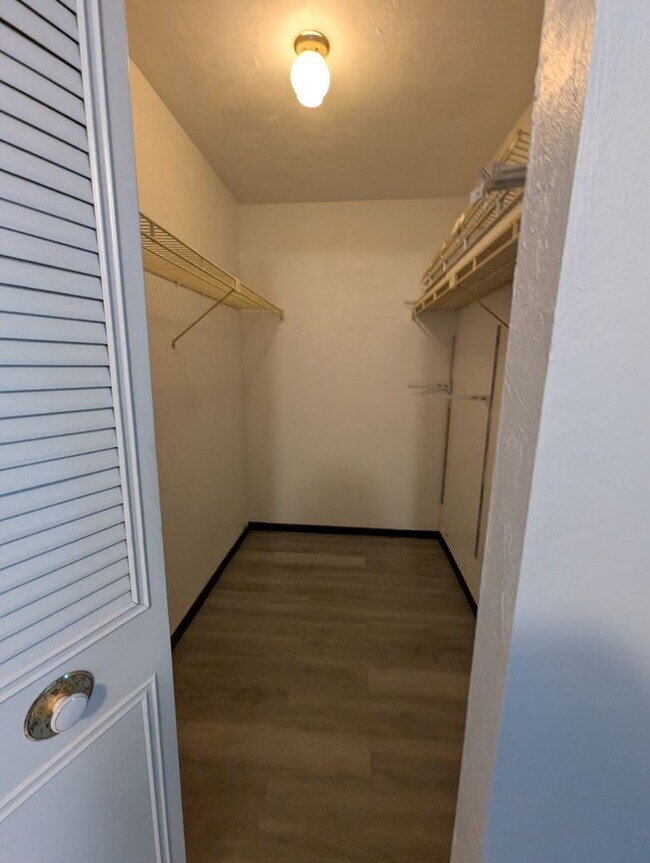 Building Photo - Sparrow 101