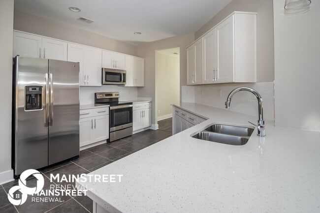 Building Photo - 6454 Asbury Pl