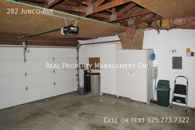 Building Photo - 282 Junco Ave