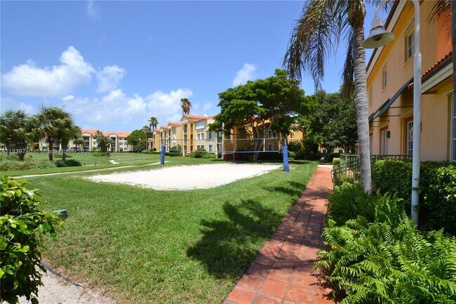 Building Photo - 160 Yacht Club Way
