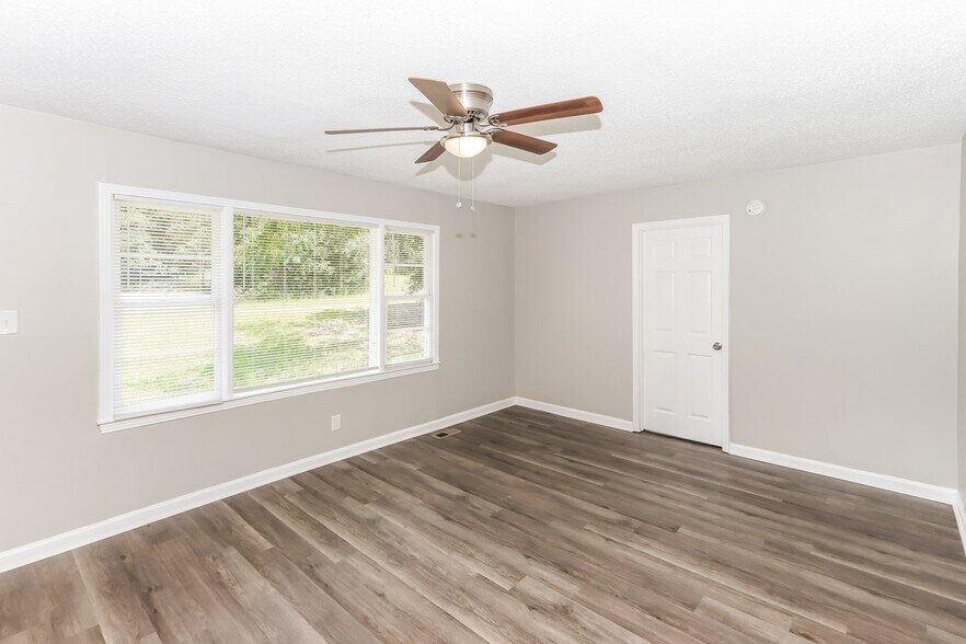 Building Photo - 110 Colbert Blvd