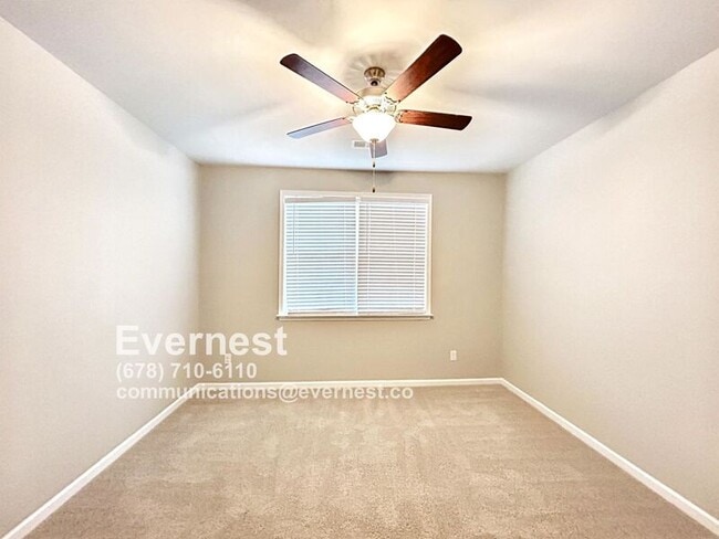 Building Photo - 355 Caledonia Ct