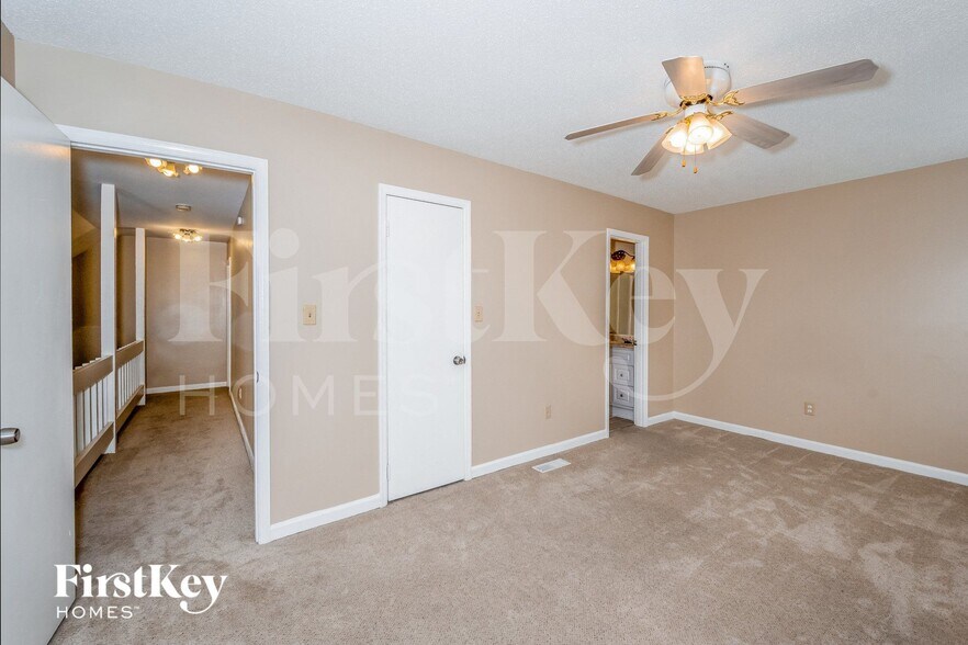 Building Photo - 6 Varin Way