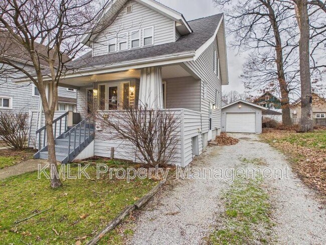 Building Photo - 1159 Carey Ave