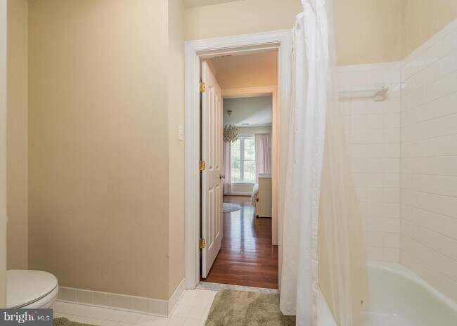 Building Photo - 6263 Trotter Rd