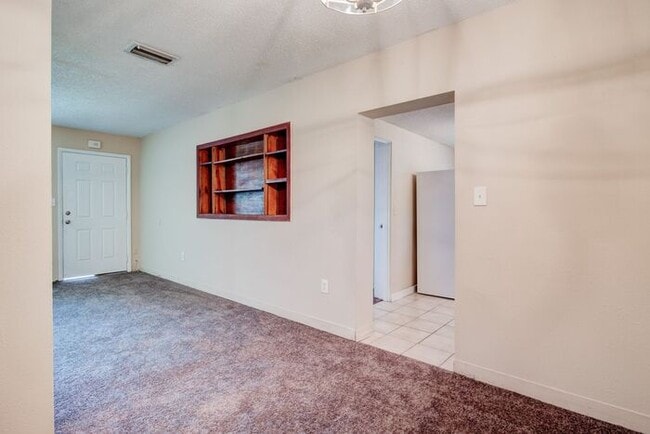 Building Photo - 1214 Dunbar St