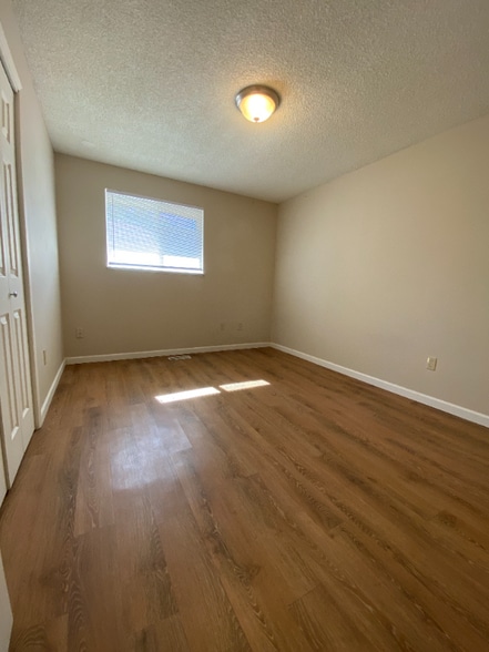 Building Photo - 818 E Princeton Ave