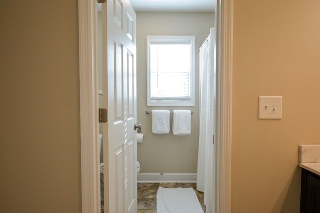 Building Photo - Beautiful 3 Bedroom Home in Everett's Creek Community