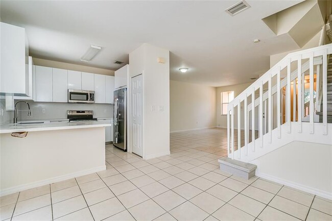 Building Photo - 12376 SW 126th Ave