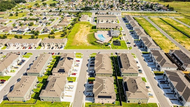 Building Photo - 2827 Maloof Dr